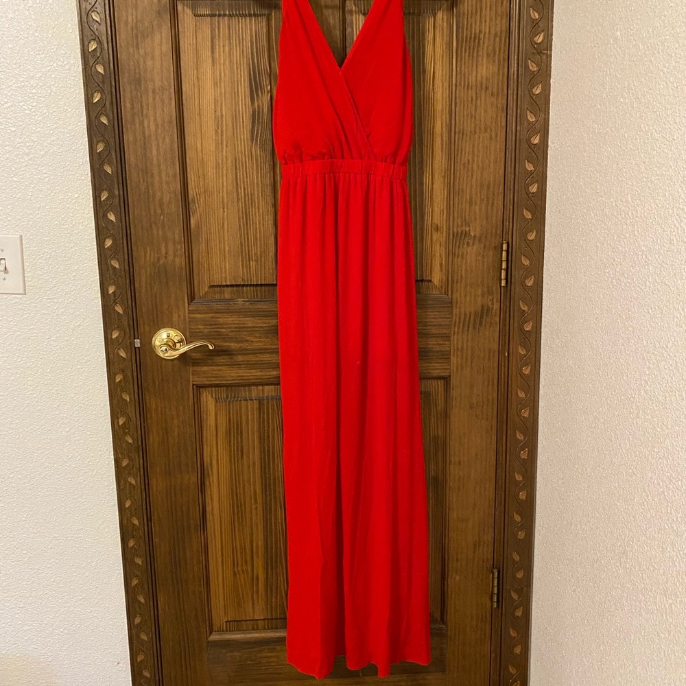 Red Lulus maxi dress